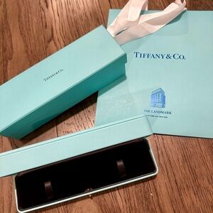 Tiffany & Co blue box/ Tiffany & Co blue shopping bag